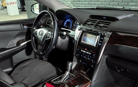 Toyota Camry, 2016 год, 2 290 000 рублей, 18 фотография