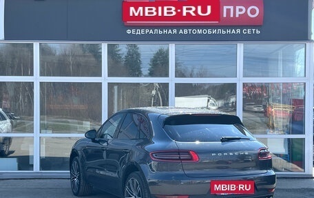 Porsche Macan I рестайлинг, 2017 год, 4 200 000 рублей, 4 фотография