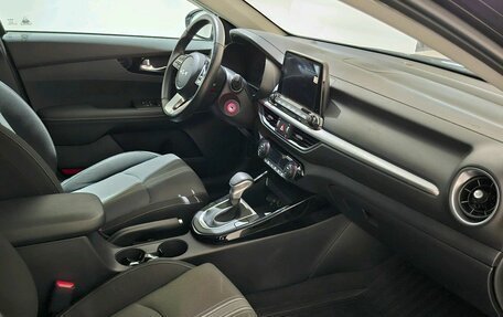 KIA Cerato IV, 2021 год, 2 270 000 рублей, 8 фотография