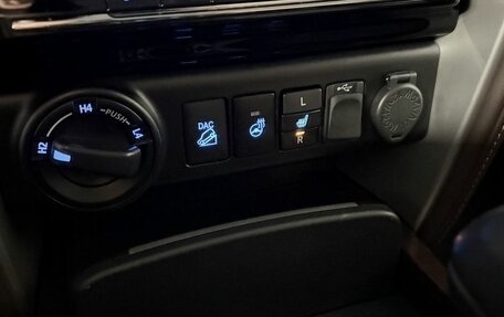 Toyota Fortuner II, 2018 год, 3 600 000 рублей, 23 фотография