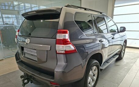 Toyota Land Cruiser Prado 150 рестайлинг 2, 2015 год, 3 599 000 рублей, 4 фотография