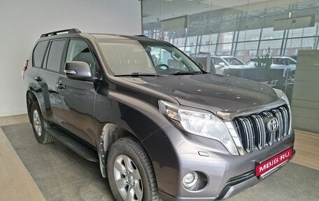 Toyota Land Cruiser Prado 150 рестайлинг 2, 2015 год, 3 599 000 рублей, 3 фотография