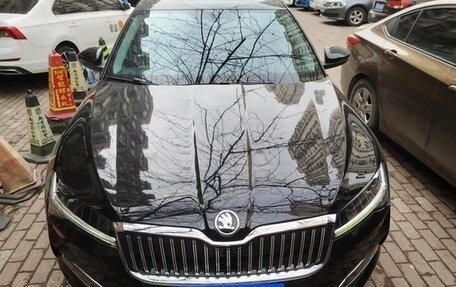 Skoda Superb III рестайлинг, 2025 год, 2 358 000 рублей, 3 фотография
