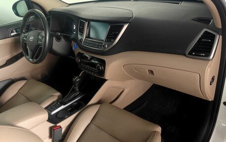 Hyundai Tucson III, 2016 год, 1 680 000 рублей, 10 фотография