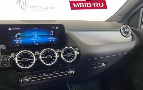 Mercedes-Benz GLA, 2021 год, 3 297 000 рублей, 13 фотография