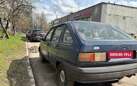 ИЖ 2126 «Ода», 2004 год, 120 000 рублей, 3 фотография