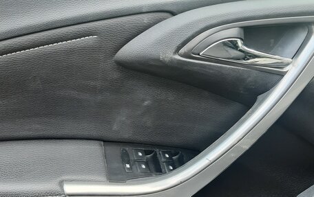 Opel Astra J, 2011 год, 665 000 рублей, 8 фотография