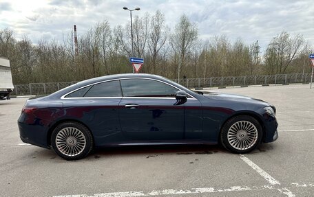 Mercedes-Benz E-Класс, 2017 год, 2 950 000 рублей, 3 фотография