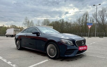 Mercedes-Benz E-Класс, 2017 год, 2 950 000 рублей, 2 фотография