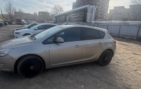Opel Astra J, 2012 год, 1 020 000 рублей, 2 фотография