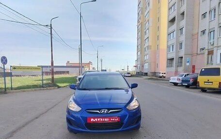Hyundai Solaris II рестайлинг, 2012 год, 699 000 рублей, 12 фотография