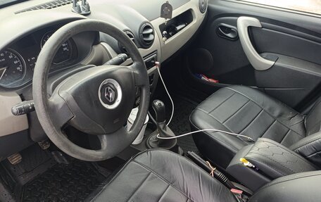 Renault Sandero I, 2010 год, 480 000 рублей, 10 фотография