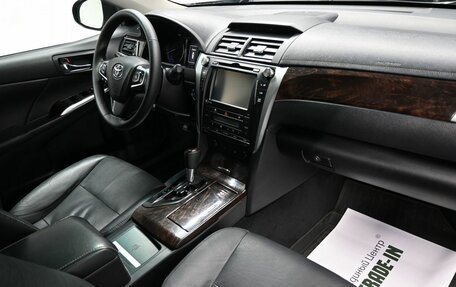 Toyota Camry, 2015 год, 1 695 000 рублей, 13 фотография