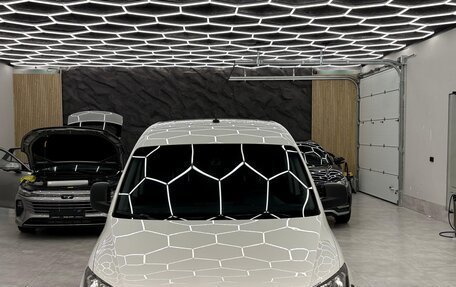 Volkswagen Caddy IV, 2017 год, 1 300 000 рублей, 1 фотография