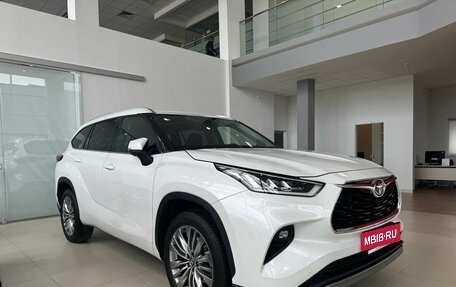 Toyota Highlander, 2026 год, 5 990 000 рублей, 1 фотография