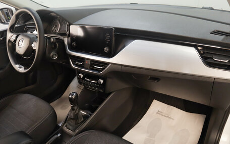 Skoda Rapid II, 2021 год, 1 649 000 рублей, 10 фотография