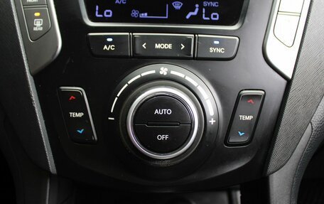 Hyundai Santa Fe III рестайлинг, 2015 год, 2 039 000 рублей, 19 фотография