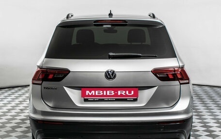 Volkswagen Tiguan II, 2019 год, 1 975 000 рублей, 6 фотография