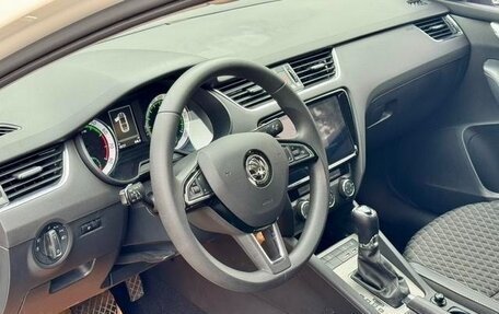 Skoda Octavia, 2021 год, 1 294 000 рублей, 10 фотография