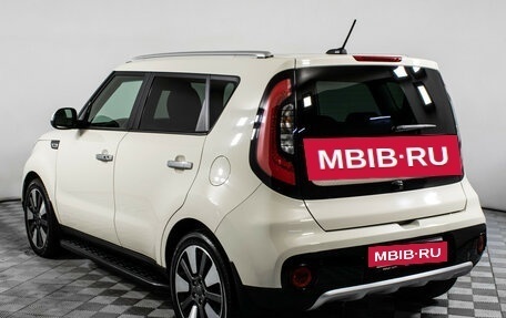 KIA Soul II рестайлинг, 2017 год, 2 035 000 рублей, 7 фотография