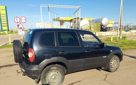 Chevrolet Niva I рестайлинг, 2012 год, 420 000 рублей, 2 фотография