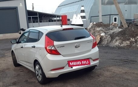 Hyundai Solaris II рестайлинг, 2015 год, 760 000 рублей, 8 фотография