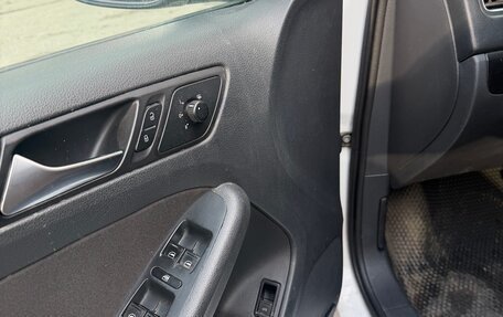 Volkswagen Jetta VI, 2012 год, 755 000 рублей, 8 фотография