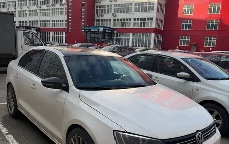 Volkswagen Jetta VI, 2012 год, 755 000 рублей, 3 фотография