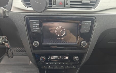 Skoda Rapid I, 2017 год, 1 300 000 рублей, 12 фотография