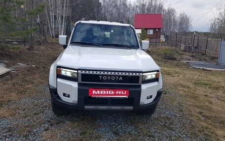 Toyota Land Cruiser Prado, 2024 год, 10 500 000 рублей, 19 фотография