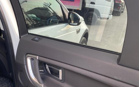 Land Rover Discovery Sport I рестайлинг, 2019 год, 11 фотография