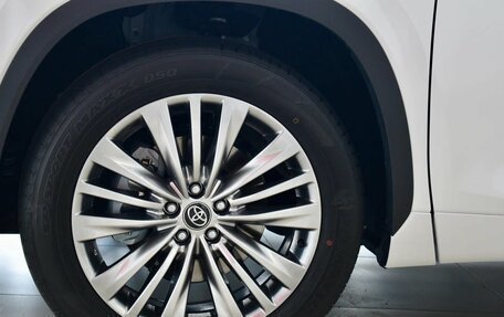 Toyota Highlander, 2026 год, 5 990 000 рублей, 7 фотография