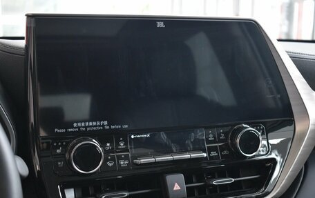 Toyota Highlander, 2026 год, 5 990 000 рублей, 19 фотография