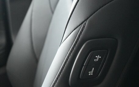 Toyota Highlander, 2026 год, 5 990 000 рублей, 24 фотография