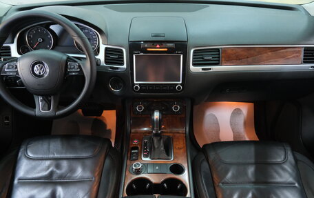 Volkswagen Touareg III, 2013 год, 2 099 000 рублей, 15 фотография