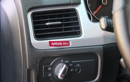 Volkswagen Touareg III, 2013 год, 2 099 000 рублей, 11 фотография