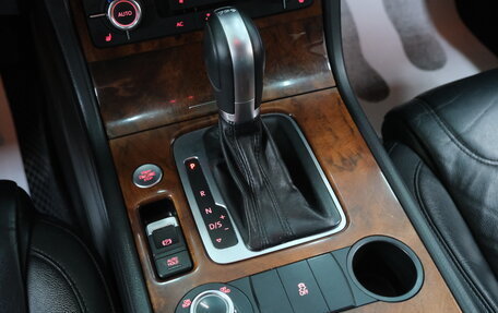 Volkswagen Touareg III, 2013 год, 2 099 000 рублей, 18 фотография