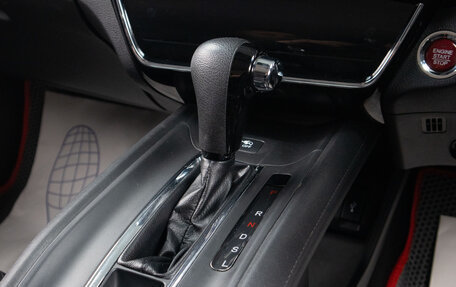 Honda Vezel, 2017 год, 2 199 000 рублей, 15 фотография