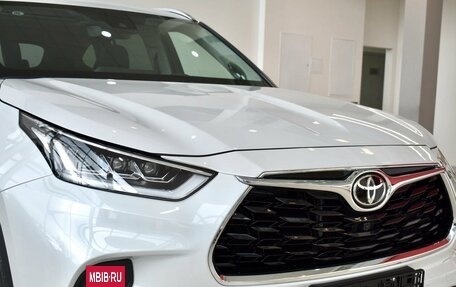 Toyota Highlander, 2026 год, 5 990 000 рублей, 3 фотография