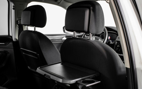 Volkswagen Tiguan II, 2019 год, 3 095 000 рублей, 10 фотография