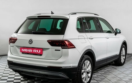 Volkswagen Tiguan II, 2019 год, 3 095 000 рублей, 5 фотография