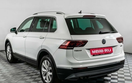 Volkswagen Tiguan II, 2019 год, 3 095 000 рублей, 7 фотография