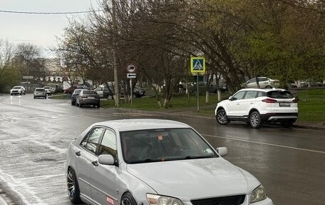 Lexus IS II рестайлинг 2, 1999 год, 1 650 000 рублей, 25 фотография