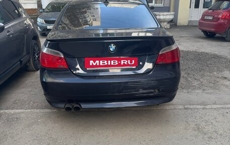 BMW 5 серия, 2004 год, 1 100 000 рублей, 3 фотография