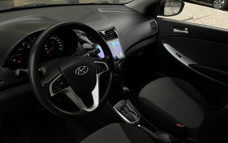 Hyundai Solaris II рестайлинг, 2011 год, 500 000 рублей, 6 фотография