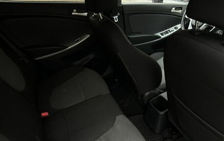 Hyundai Solaris II рестайлинг, 2011 год, 500 000 рублей, 19 фотография