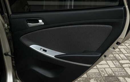 Hyundai Solaris II рестайлинг, 2011 год, 500 000 рублей, 18 фотография