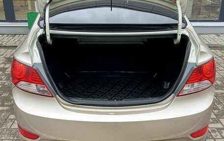 Hyundai Solaris II рестайлинг, 2011 год, 500 000 рублей, 17 фотография