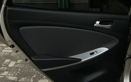 Hyundai Solaris II рестайлинг, 2011 год, 500 000 рублей, 13 фотография