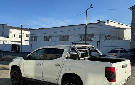 Mitsubishi L200 IV рестайлинг, 2020 год, 4 000 000 рублей, 7 фотография